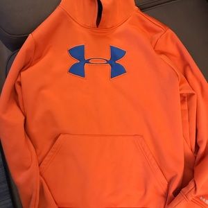 Boys youth large Under Armour Storm hoodie